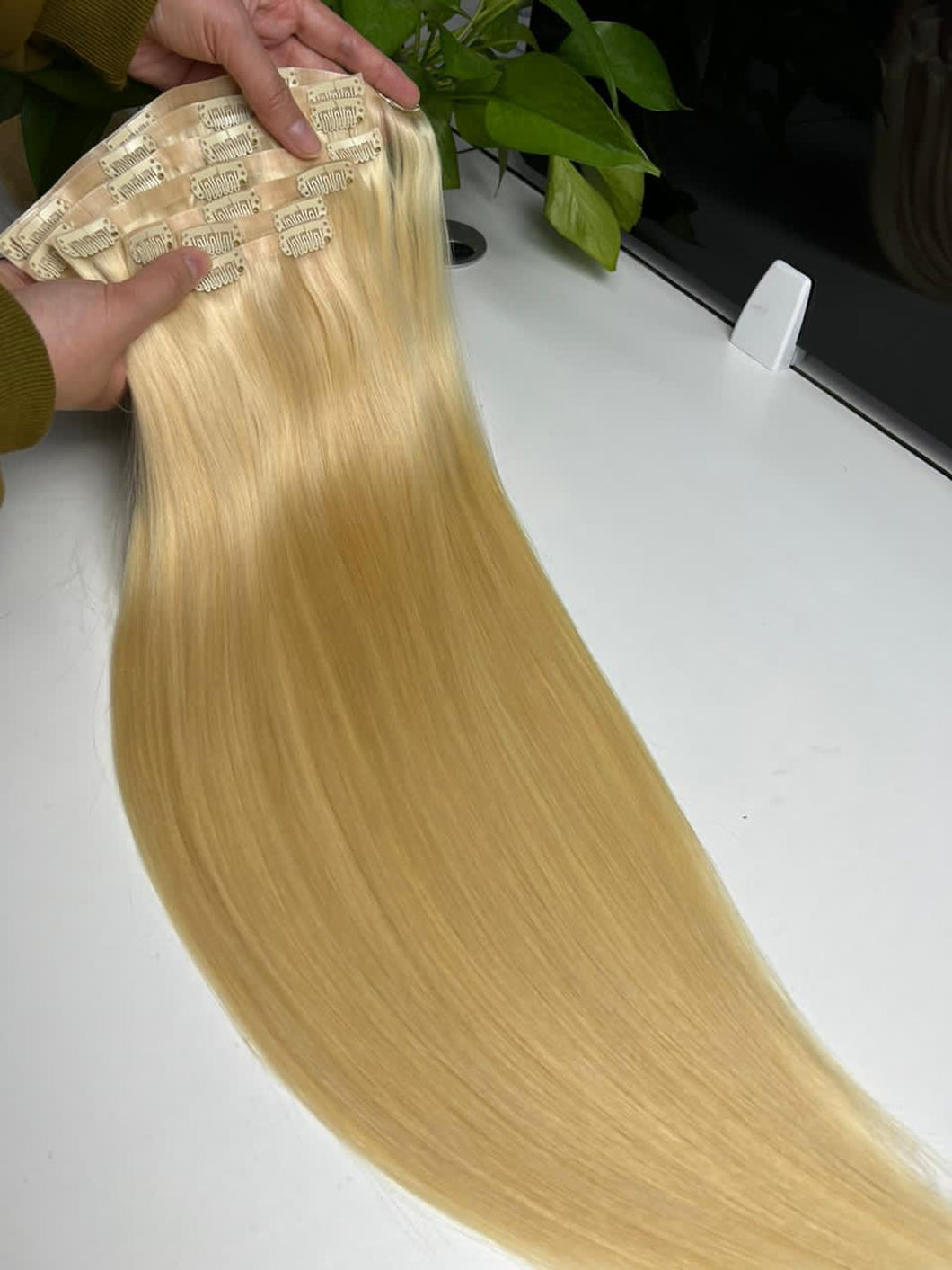 613 Seamless PU Clip In Hair Extensions